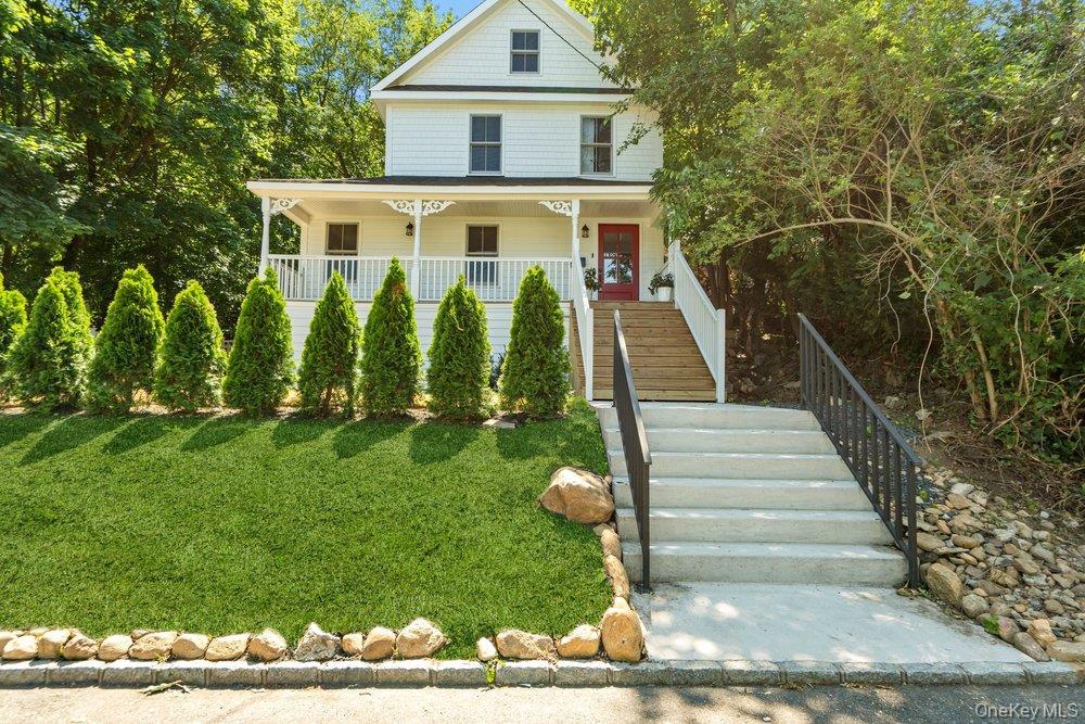 Single Family Tatterson Street  Nassau County, NY 11576, MLS-1004381-2
