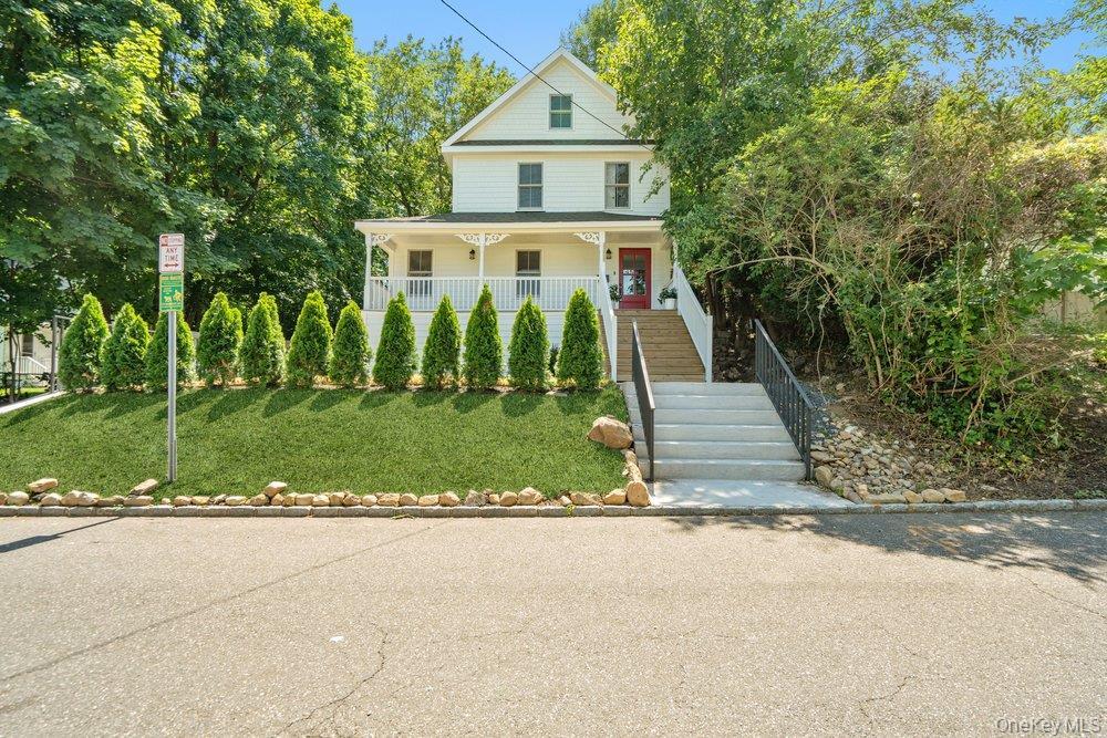 Single Family Tatterson Street  Nassau County, NY 11576, MLS-1004381-33