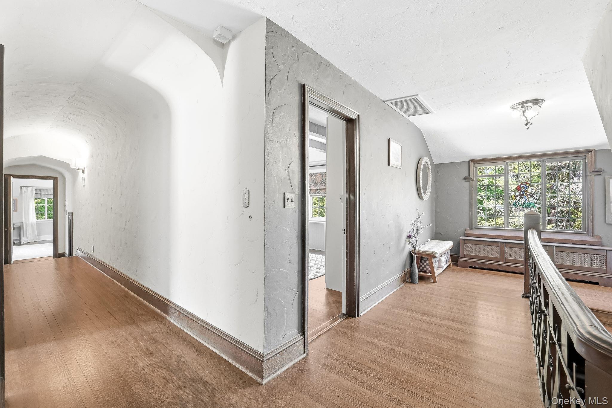 Single Family Overhill Road Westchester County, NY 10804, MLS-1004405-20