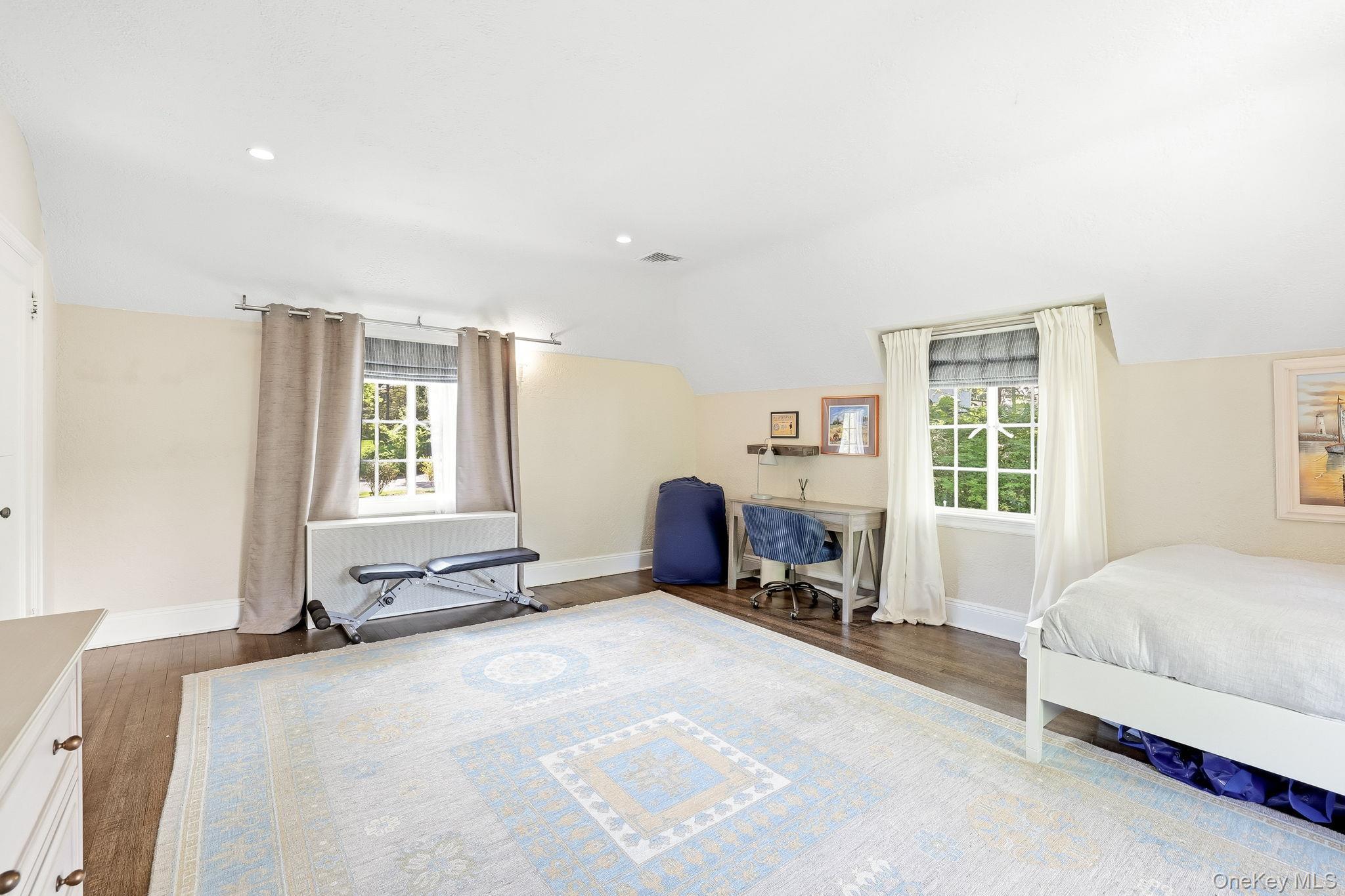 Single Family Overhill Road Westchester County, NY 10804, MLS-1004405-30