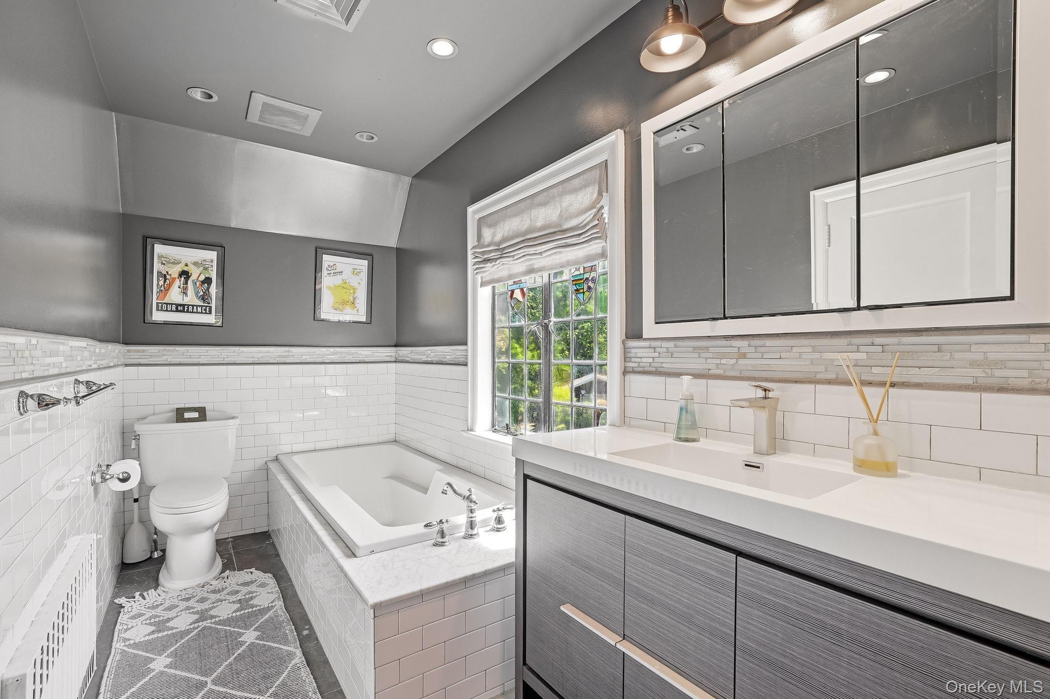 Single Family Overhill Road Westchester County, NY 10804, MLS-1004405-33