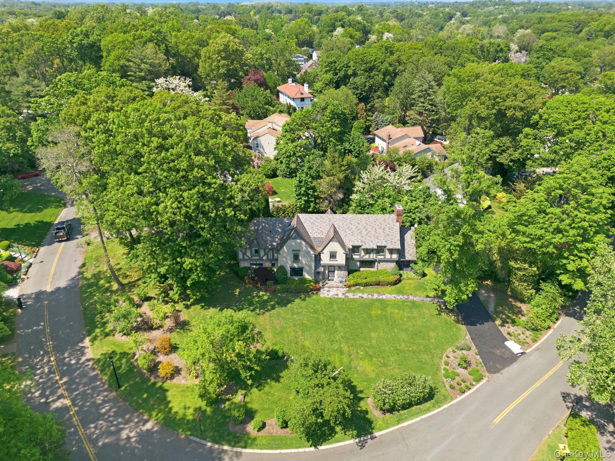 Single Family Overhill Road Westchester County, NY 10804, MLS-1004405-45