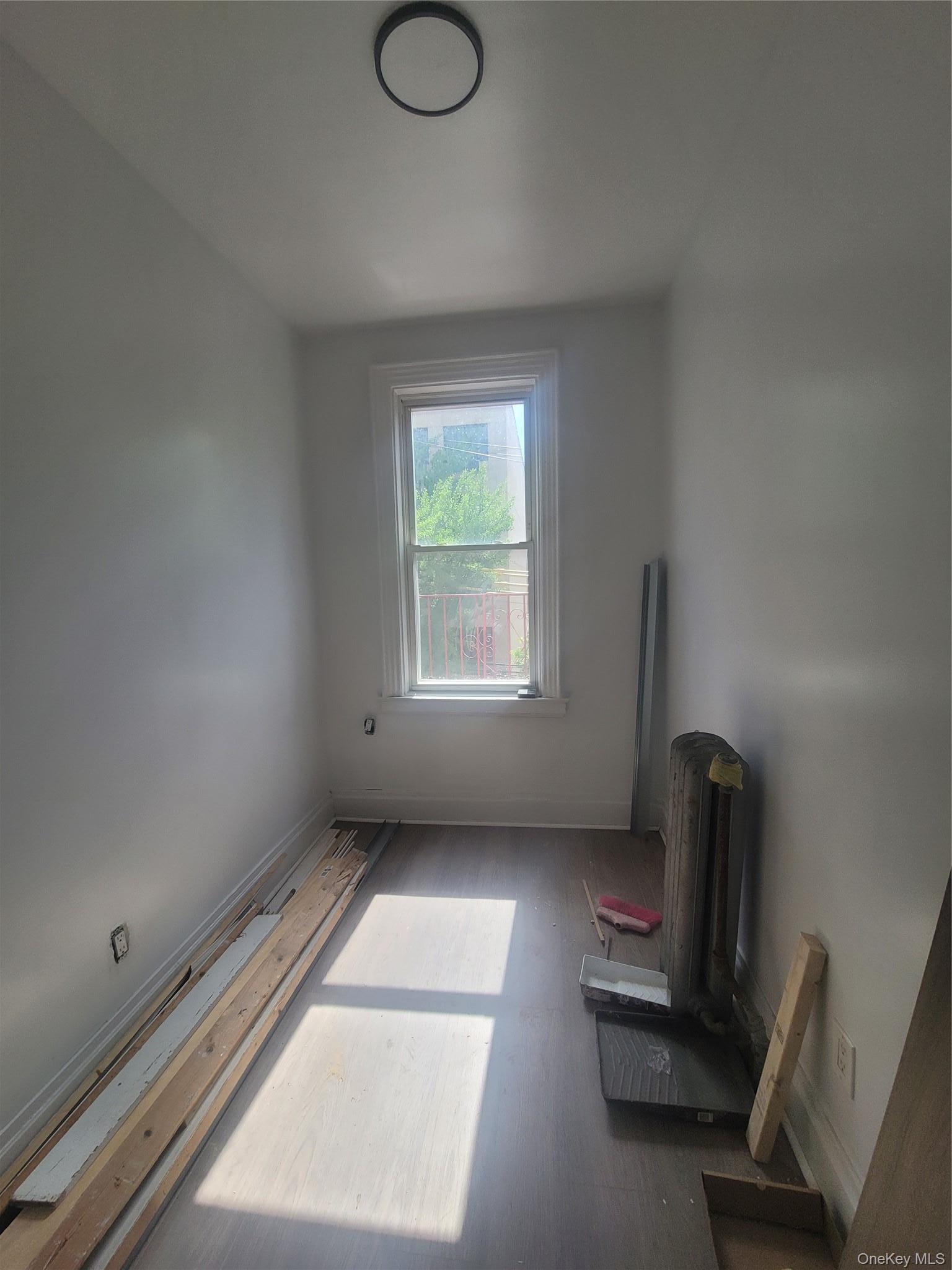 Apartment Holland Avenue  Bronx, NY 10467, MLS-1004435-3