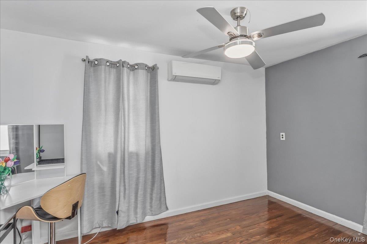 Single Family Lefferts Queens, NY 11420, MLS-1004454-17
