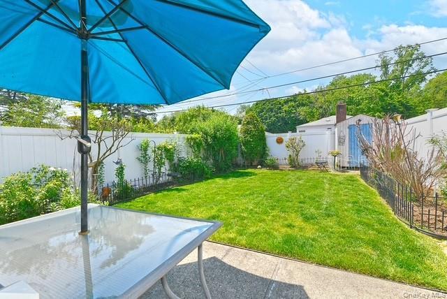 Single Family 211th Queens, NY 11364, MLS-1004464-21