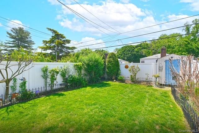 Single Family 211th Queens, NY 11364, MLS-1004464-22