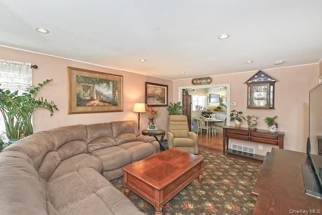 Single Family 211th Queens, NY 11364, MLS-1004464-6