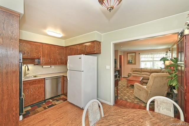 Single Family 211th Queens, NY 11364, MLS-1004464-8