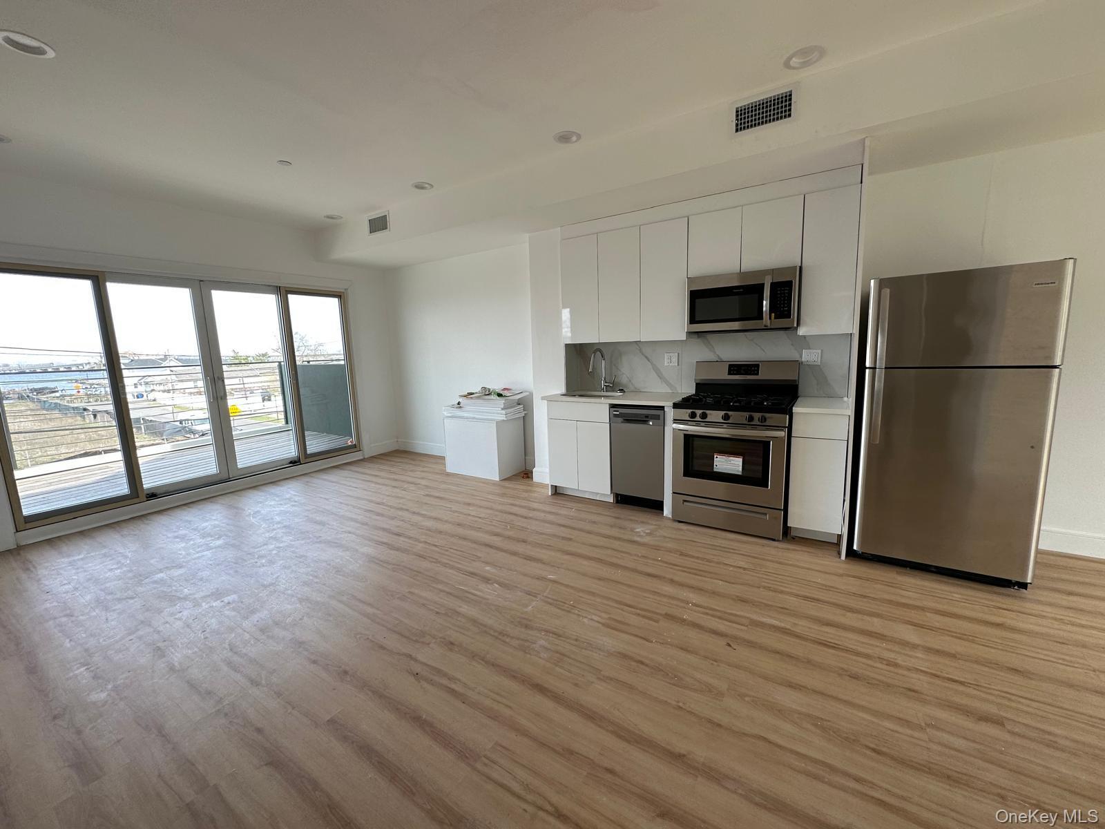 Single Family Beach Channel Drive Queens, NY 11693, MLS-1004472-7