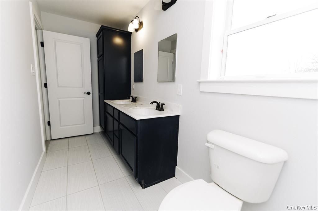 Single Family Sands Avenue  Ulster County, NY 12547, MLS-1004484-18