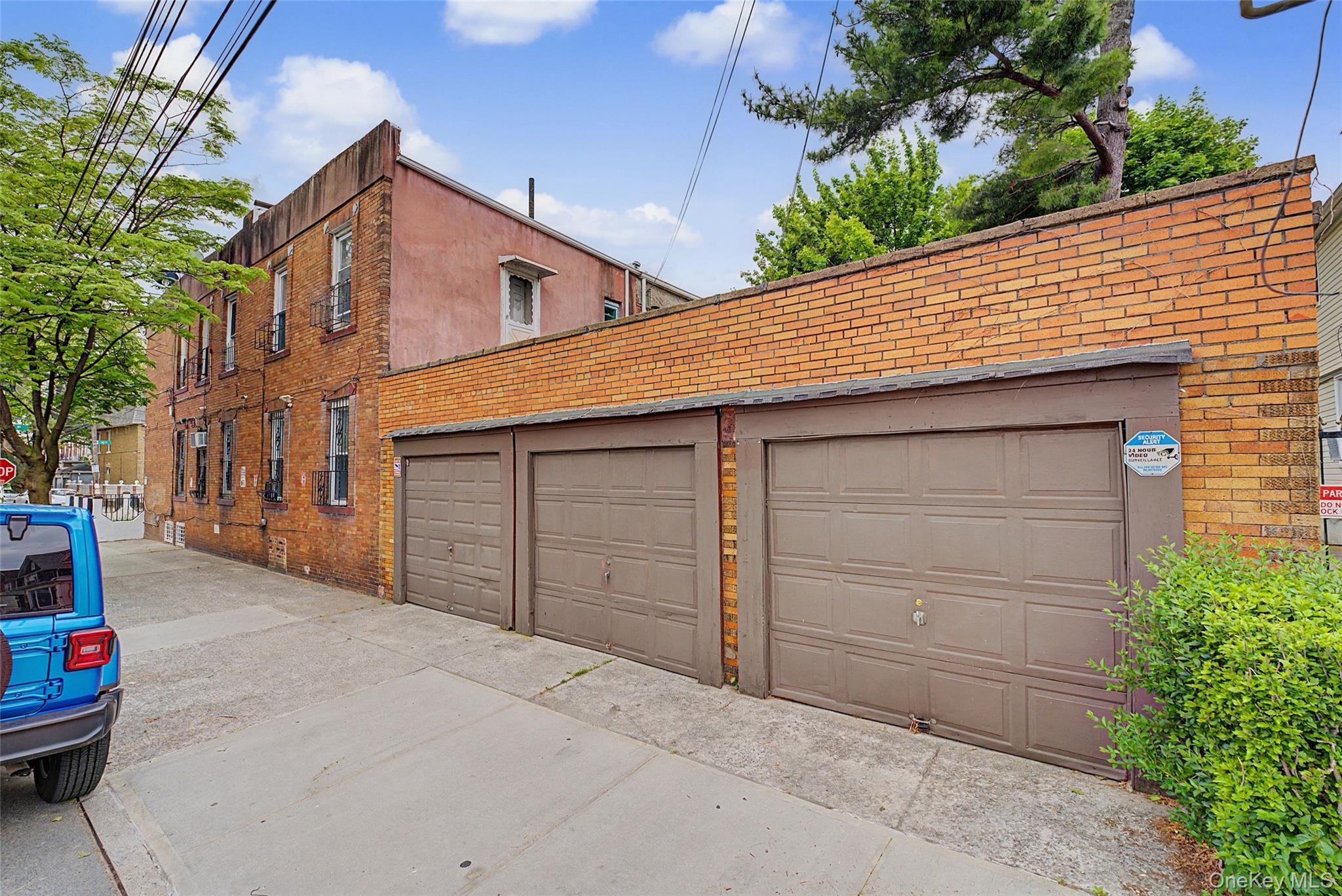 Single Family 91st Street Queens, NY 11421, MLS-1004532-3