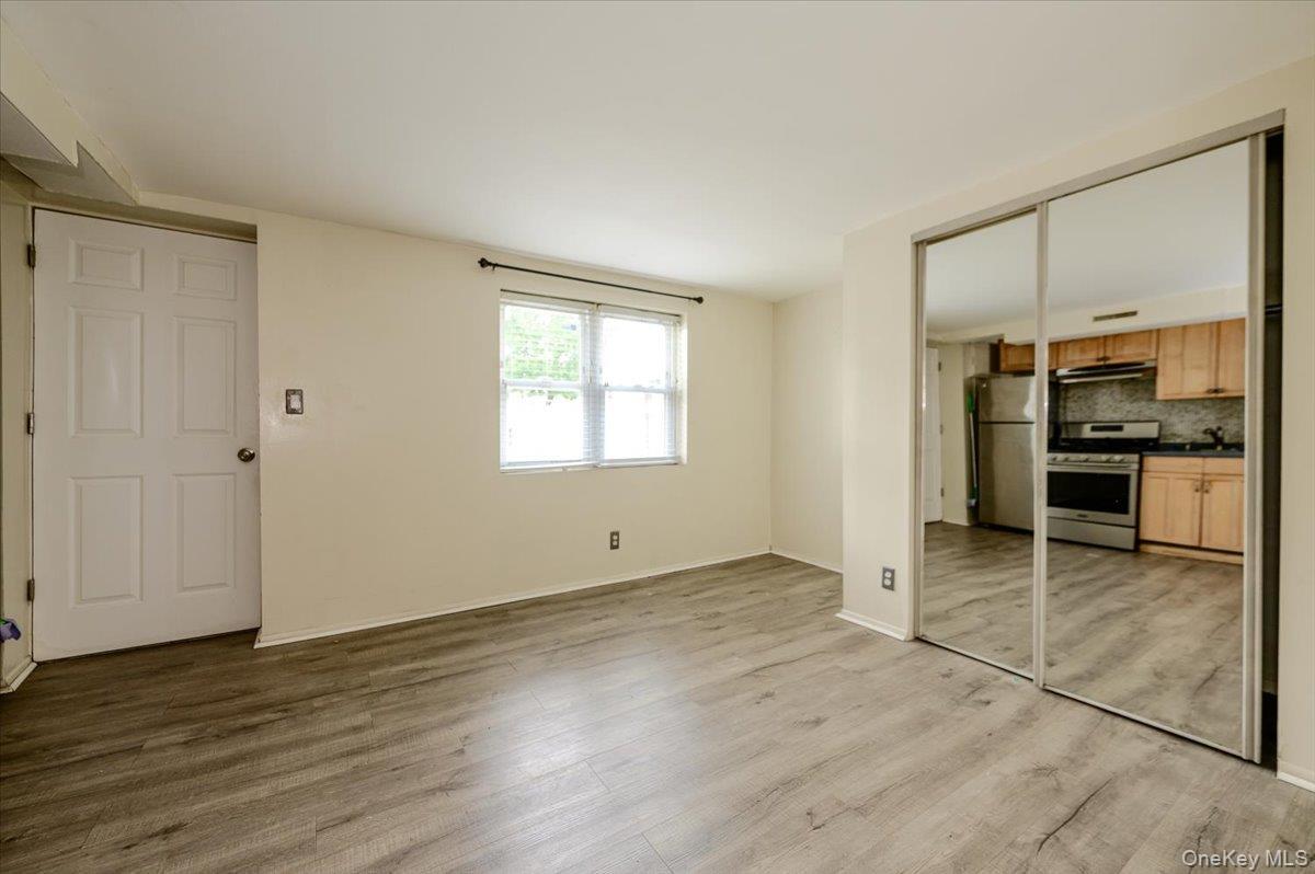 Single Family Revere Bronx, NY 10465, MLS-1004540-15