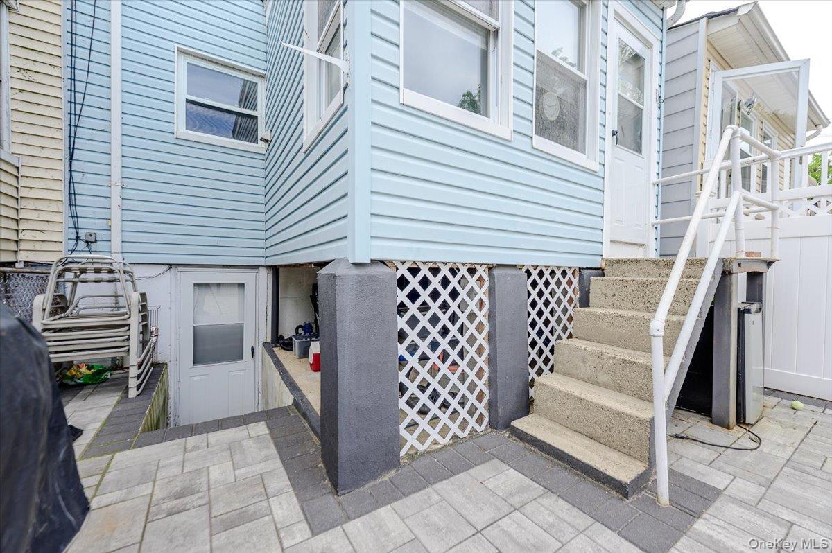 Single Family Revere Bronx, NY 10465, MLS-1004540-21
