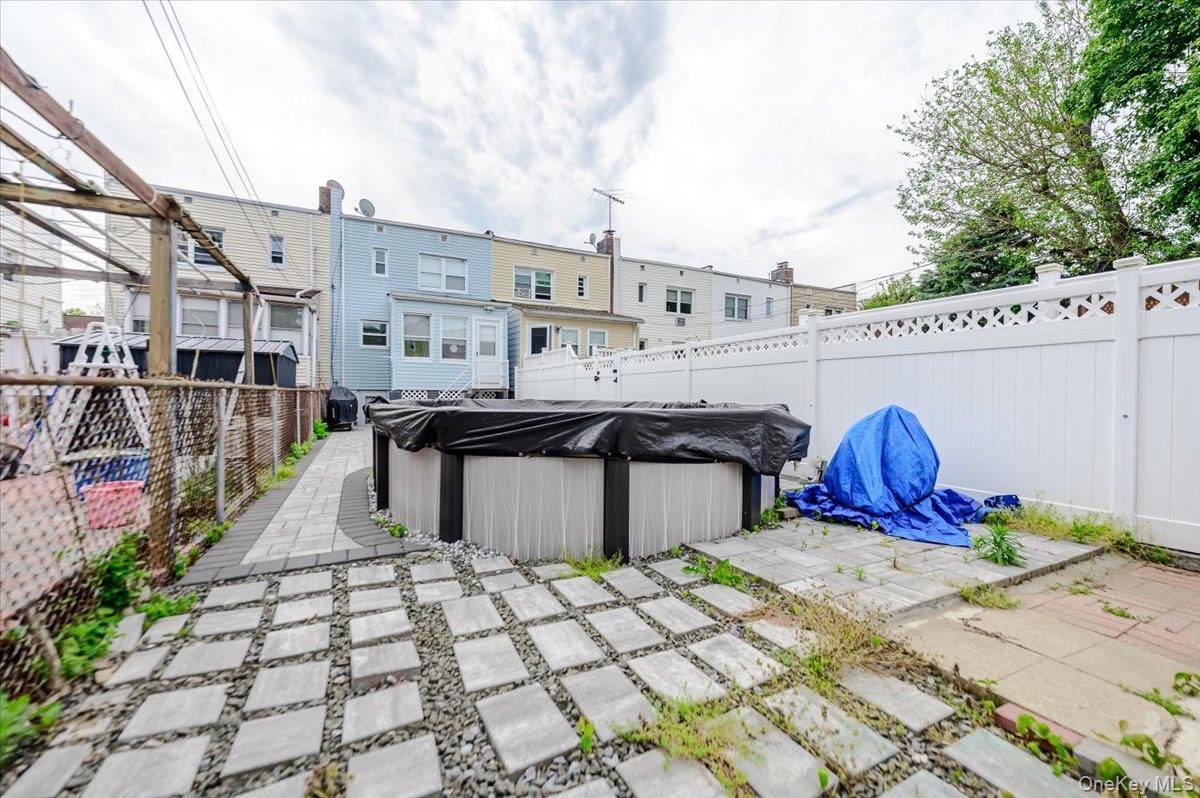 Single Family Revere Bronx, NY 10465, MLS-1004540-23