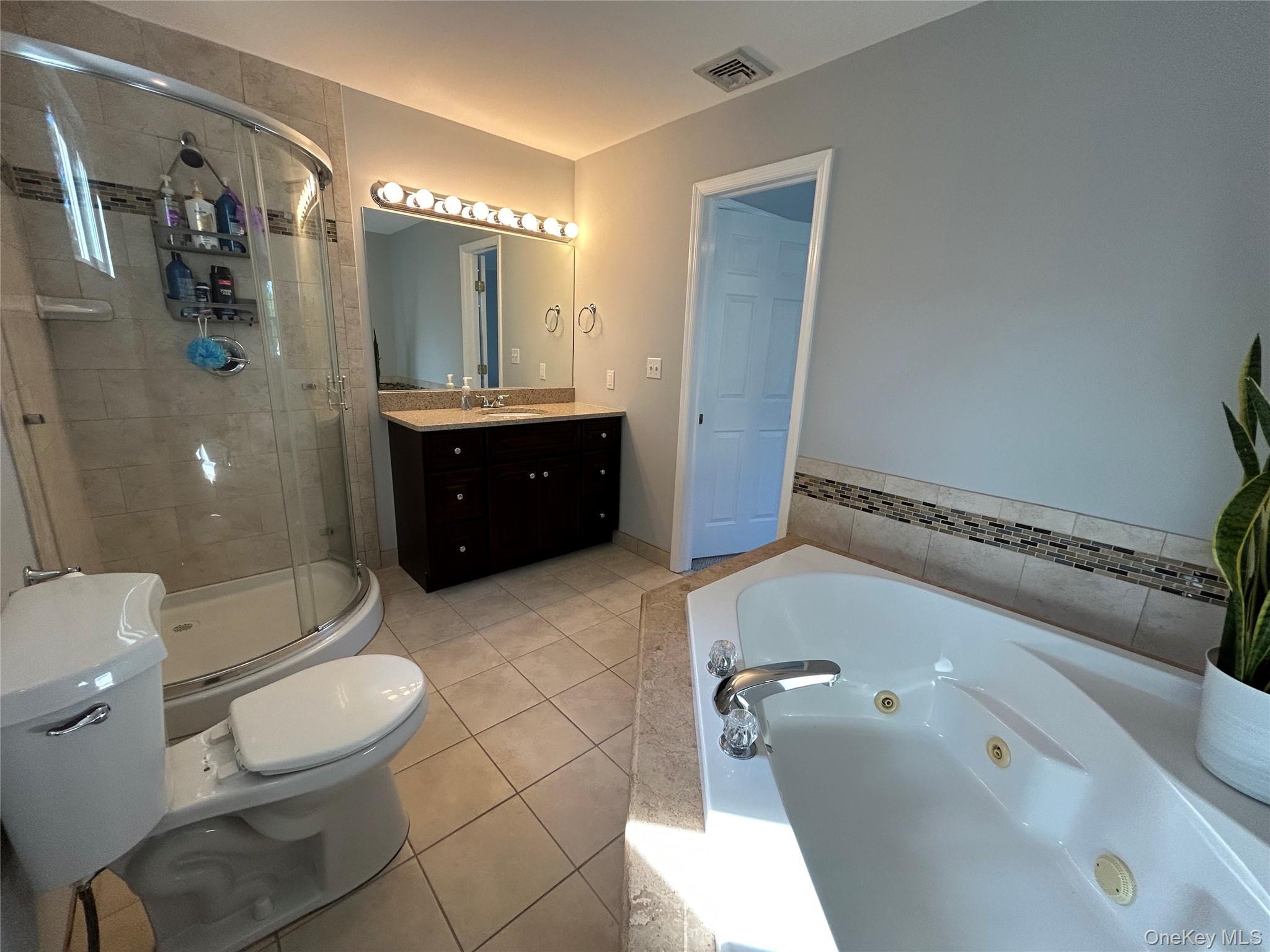 Single Family Sunburst Drive Suffolk County, NY 11778, MLS-1004542-15