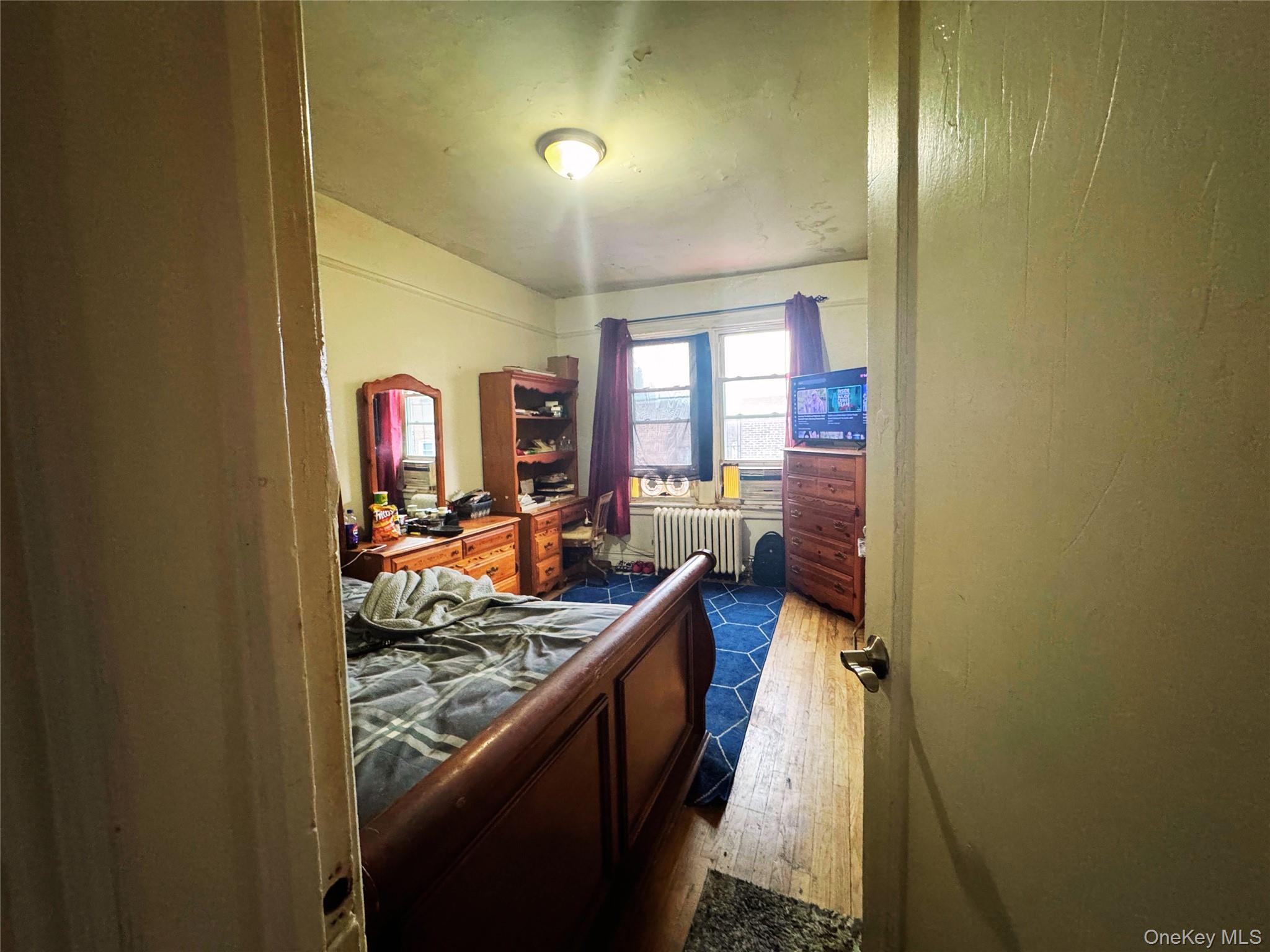 Single Family Matilda Avenue  Bronx, NY 10470, MLS-1004562-13