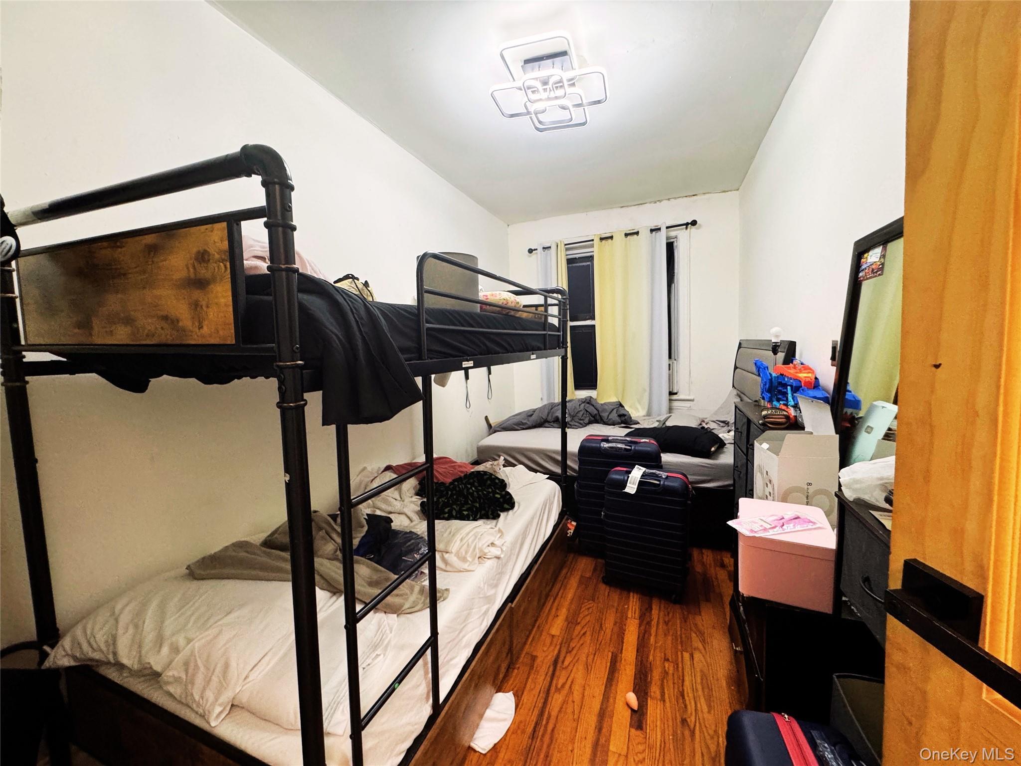 Single Family Matilda Avenue  Bronx, NY 10470, MLS-1004562-2