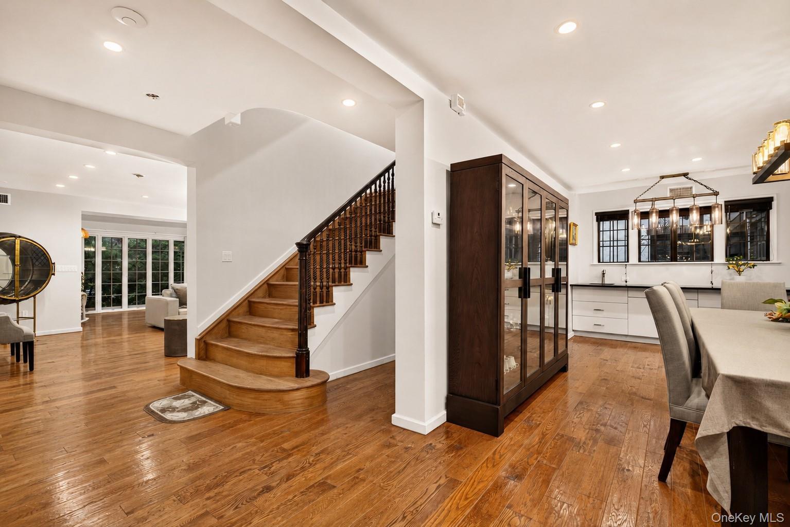 Single Family Dartmouth Street Queens, NY 11375, MLS-1004572-16