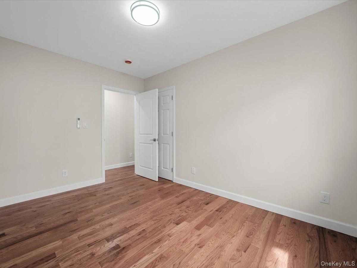 Single Family 70th Avenue Queens, NY 11367, MLS-1004608-14
