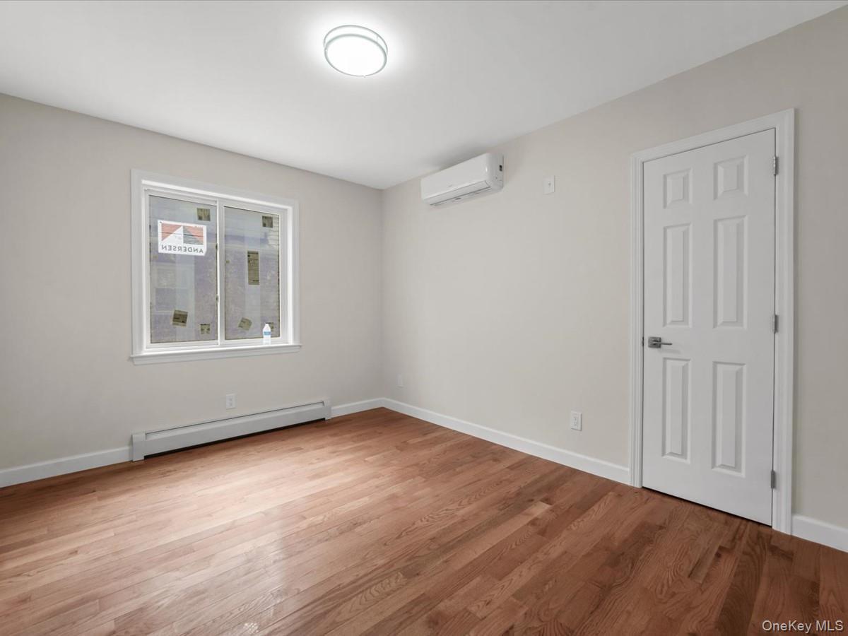 Single Family 70th Avenue Queens, NY 11367, MLS-1004608-15