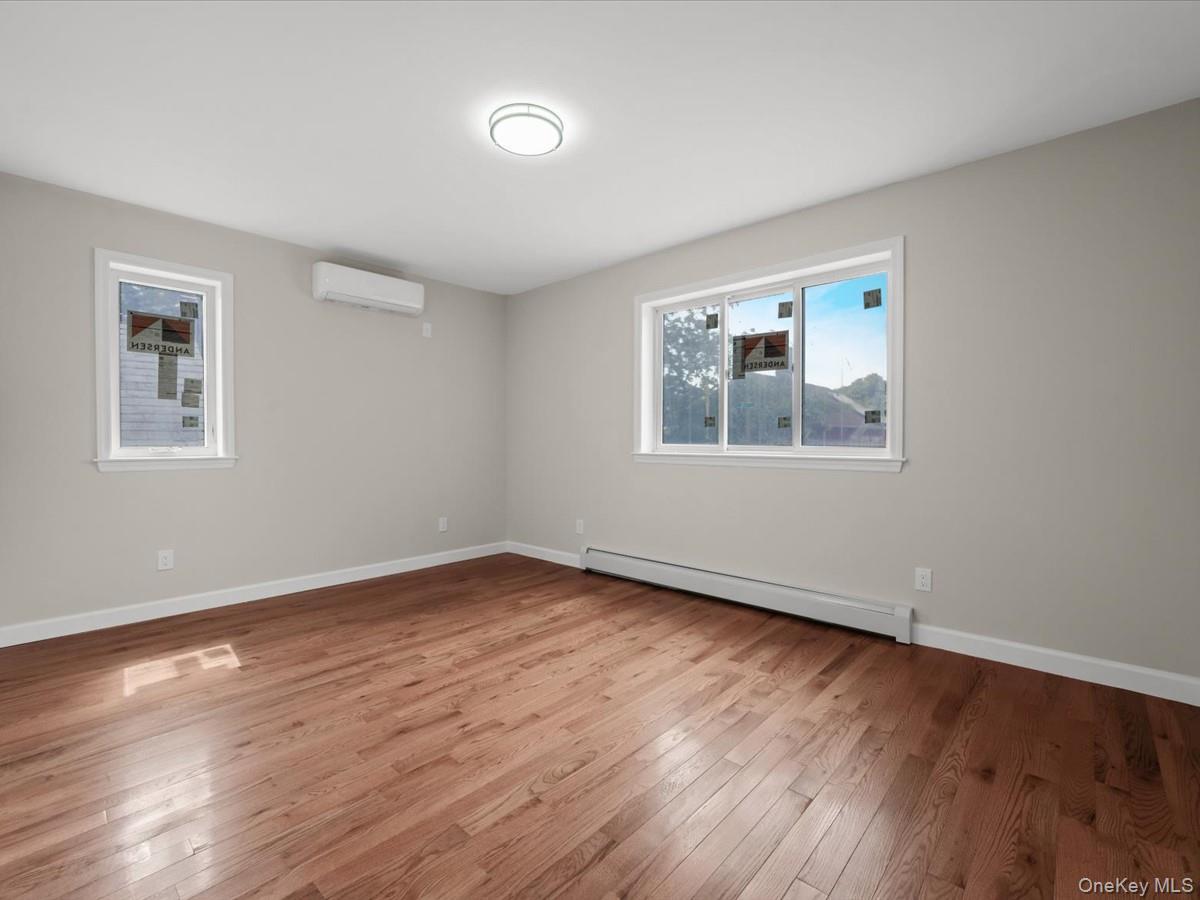 Single Family 70th Avenue Queens, NY 11367, MLS-1004608-28