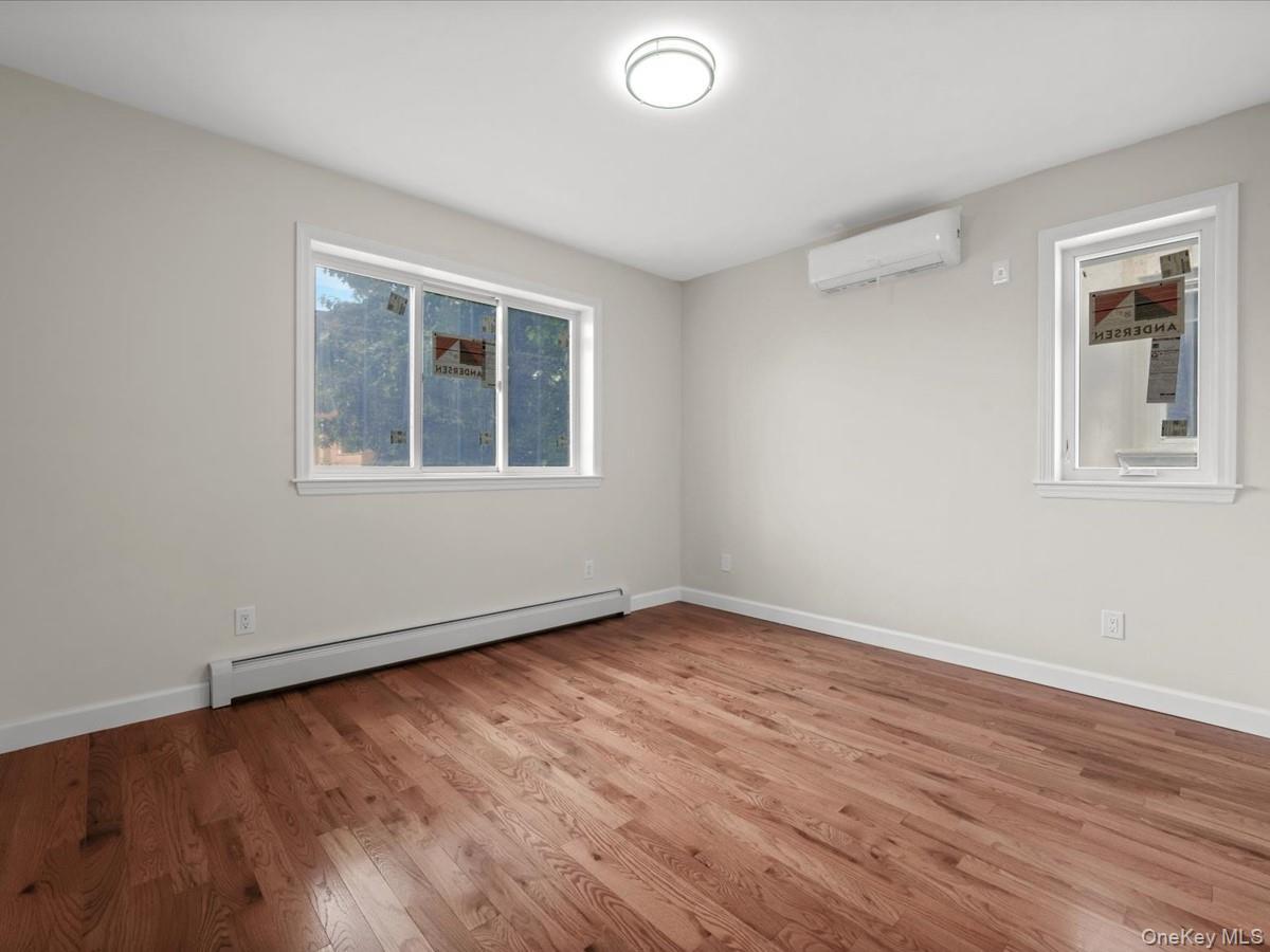 Single Family 70th Avenue Queens, NY 11367, MLS-1004608-31