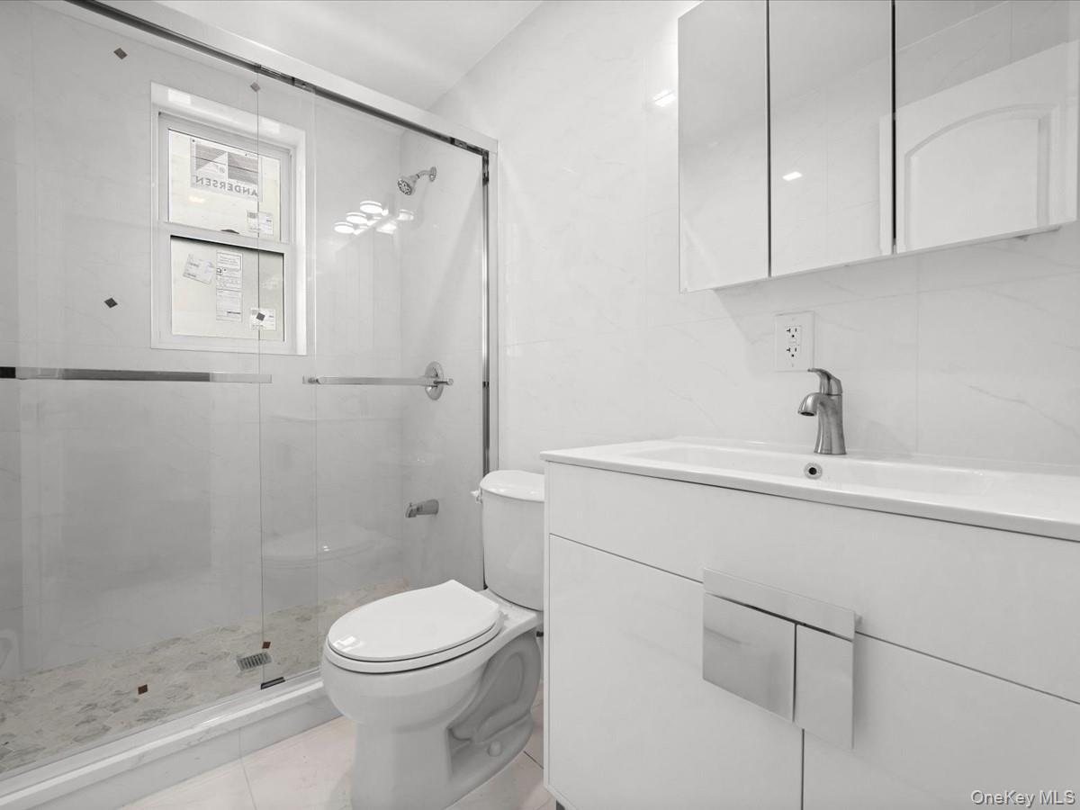 Single Family 70th Avenue  Queens, NY 11367, MLS-1004608-37
