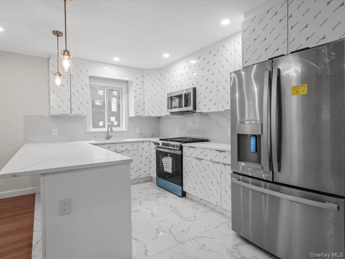 Single Family 70th Avenue Queens, NY 11367, MLS-1004608-5
