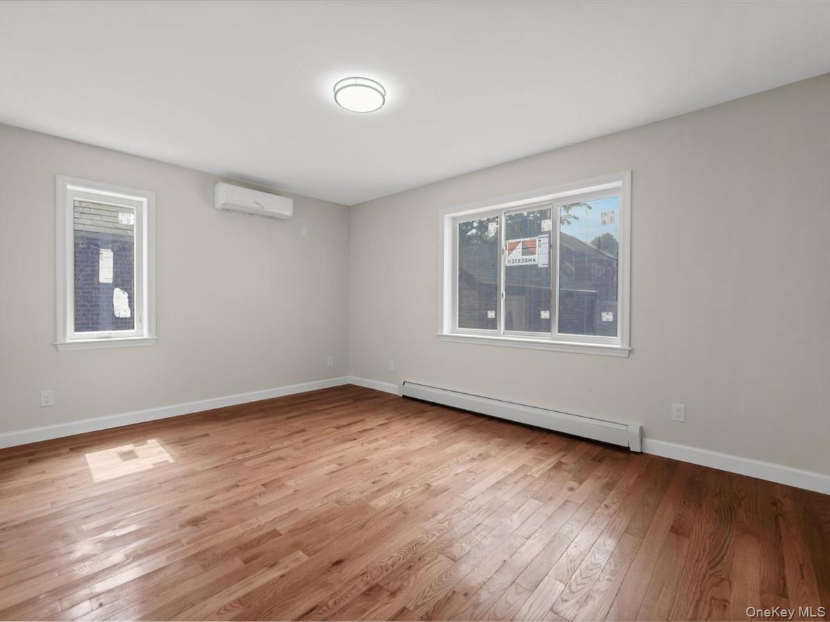 Single Family 70th Avenue Queens, NY 11367, MLS-1004608-7