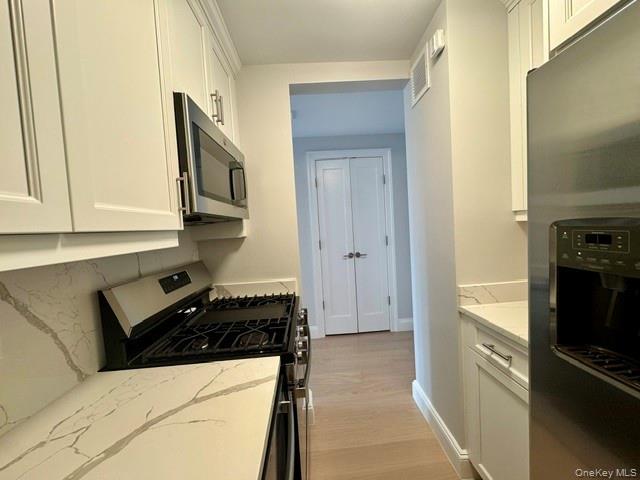 Apartment 68th Manhattan, NY 10023, MLS-1004613-13