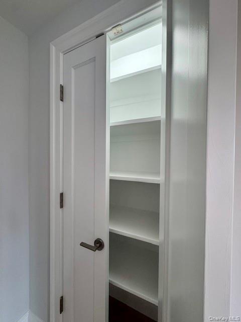 Apartment 68th Manhattan, NY 10023, MLS-1004613-8