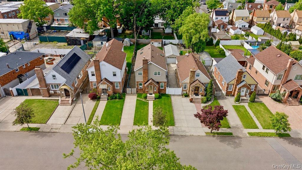 Single Family 11th Avenue  Queens, NY 11357, MLS-1004634-28
