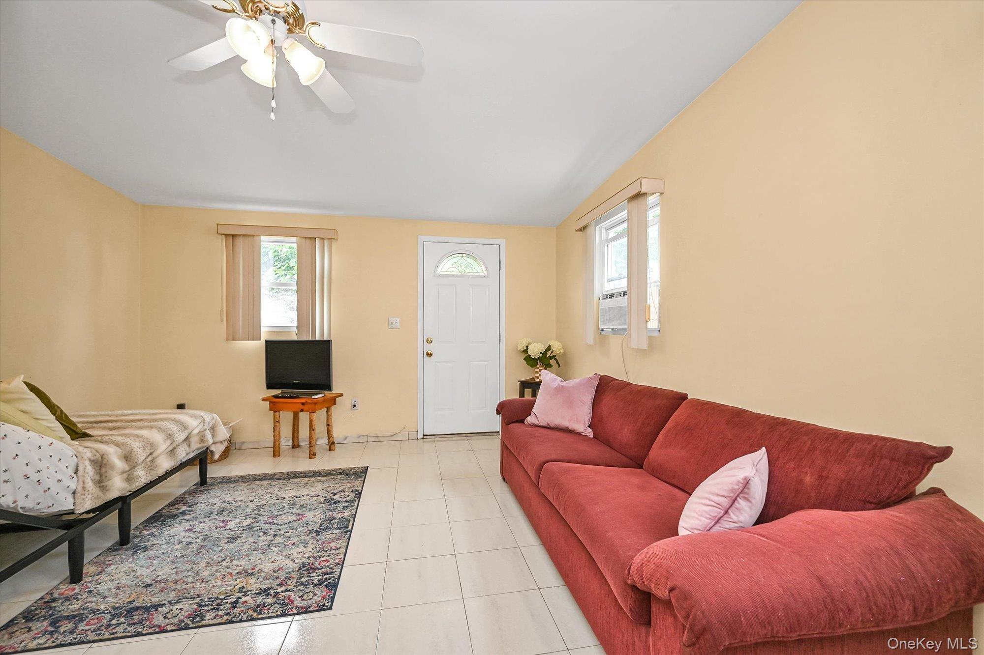 Single Family 33rd Queens, NY 11361, MLS-1004636-11