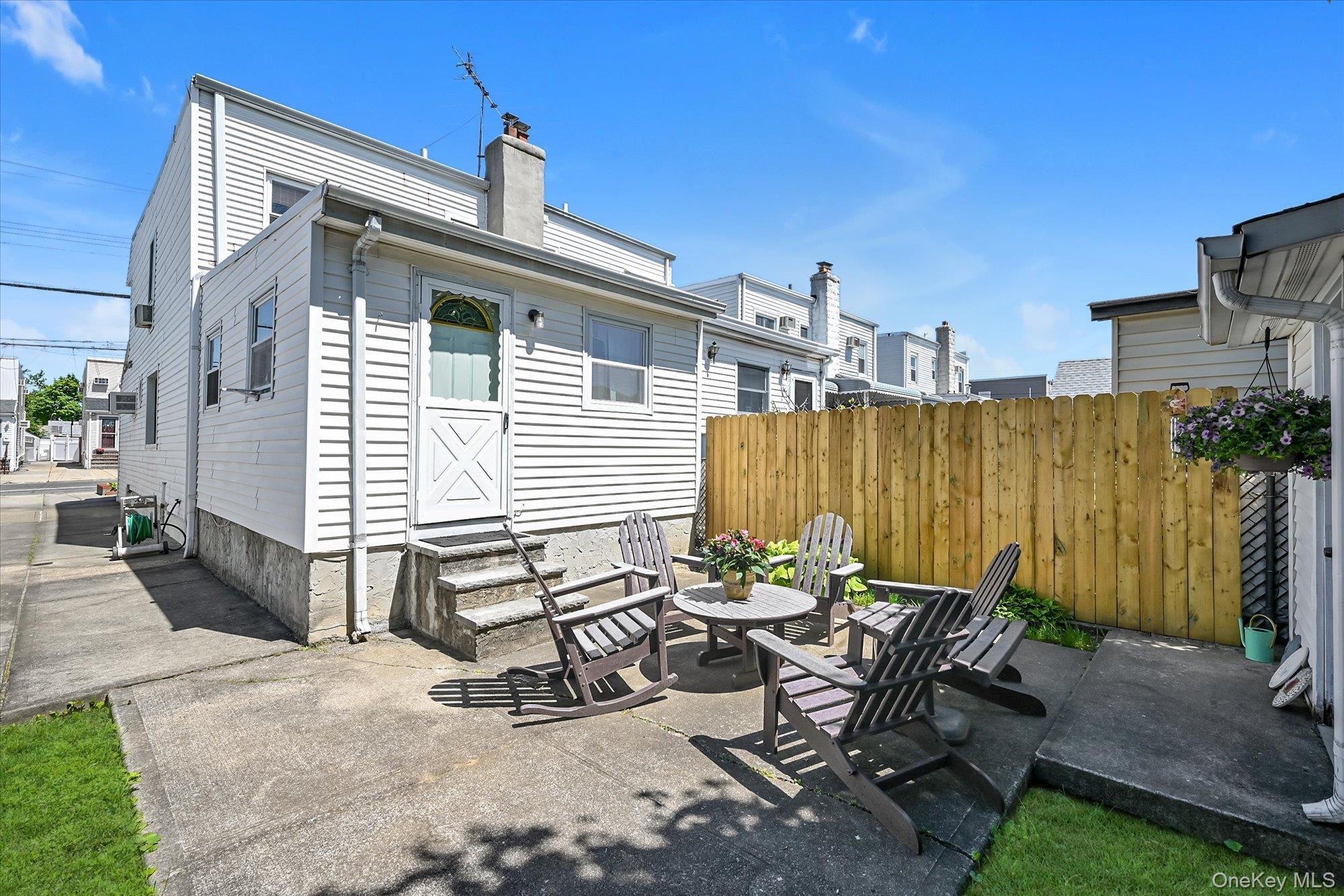 Single Family 33rd Queens, NY 11361, MLS-1004636-19