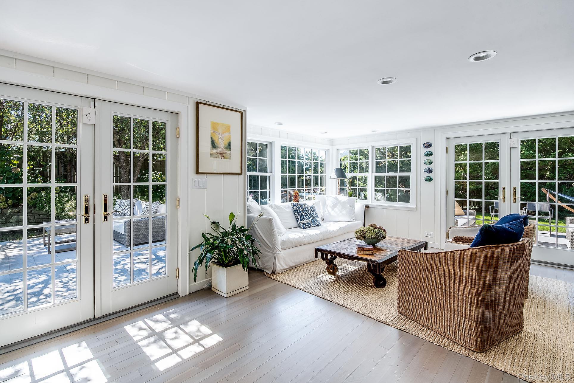 Single Family Hampton Lane Suffolk County, NY 11930, MLS-1004680-6
