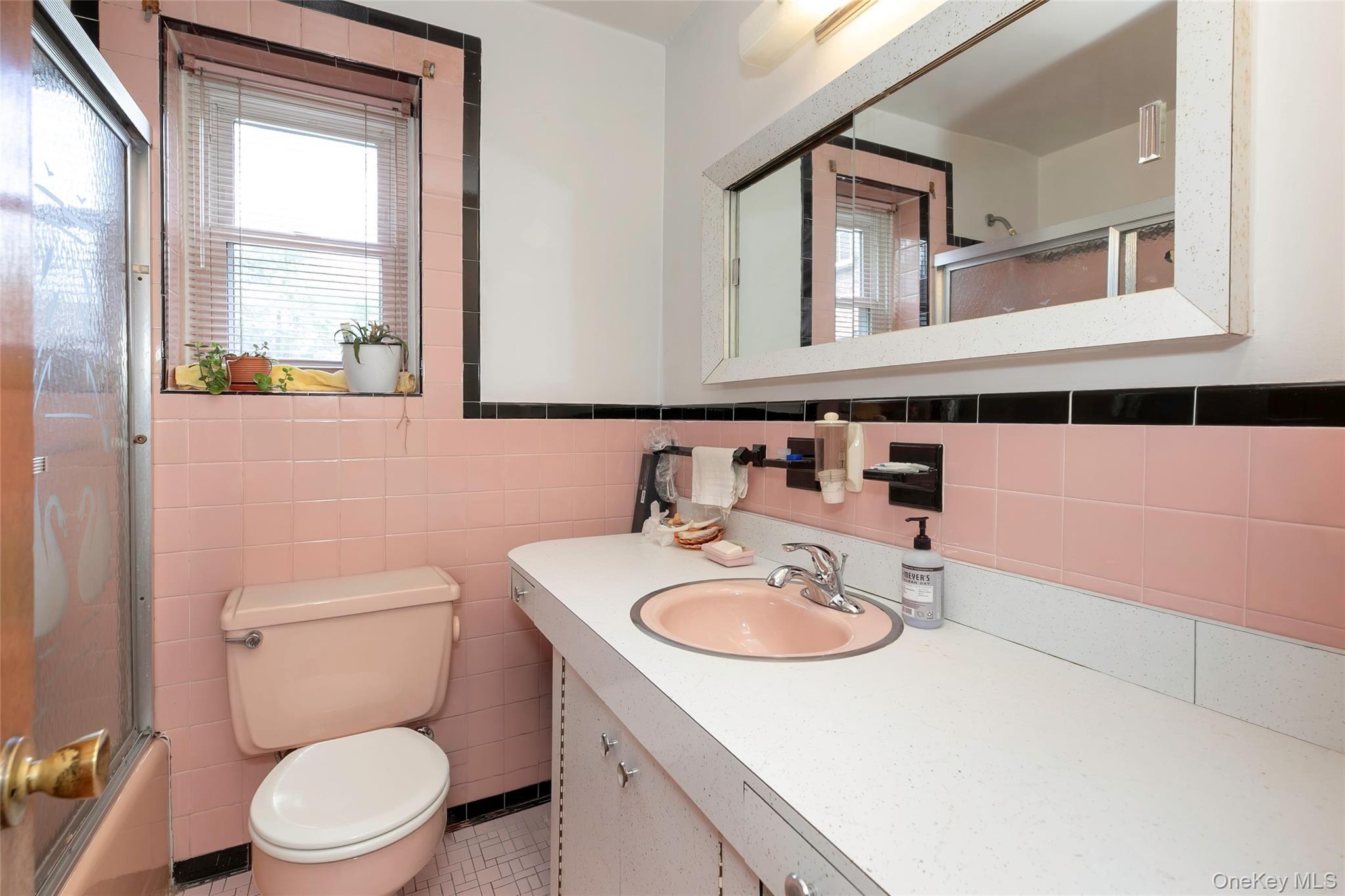 Single Family Neill  Bronx, NY 10462, MLS-1004688-11