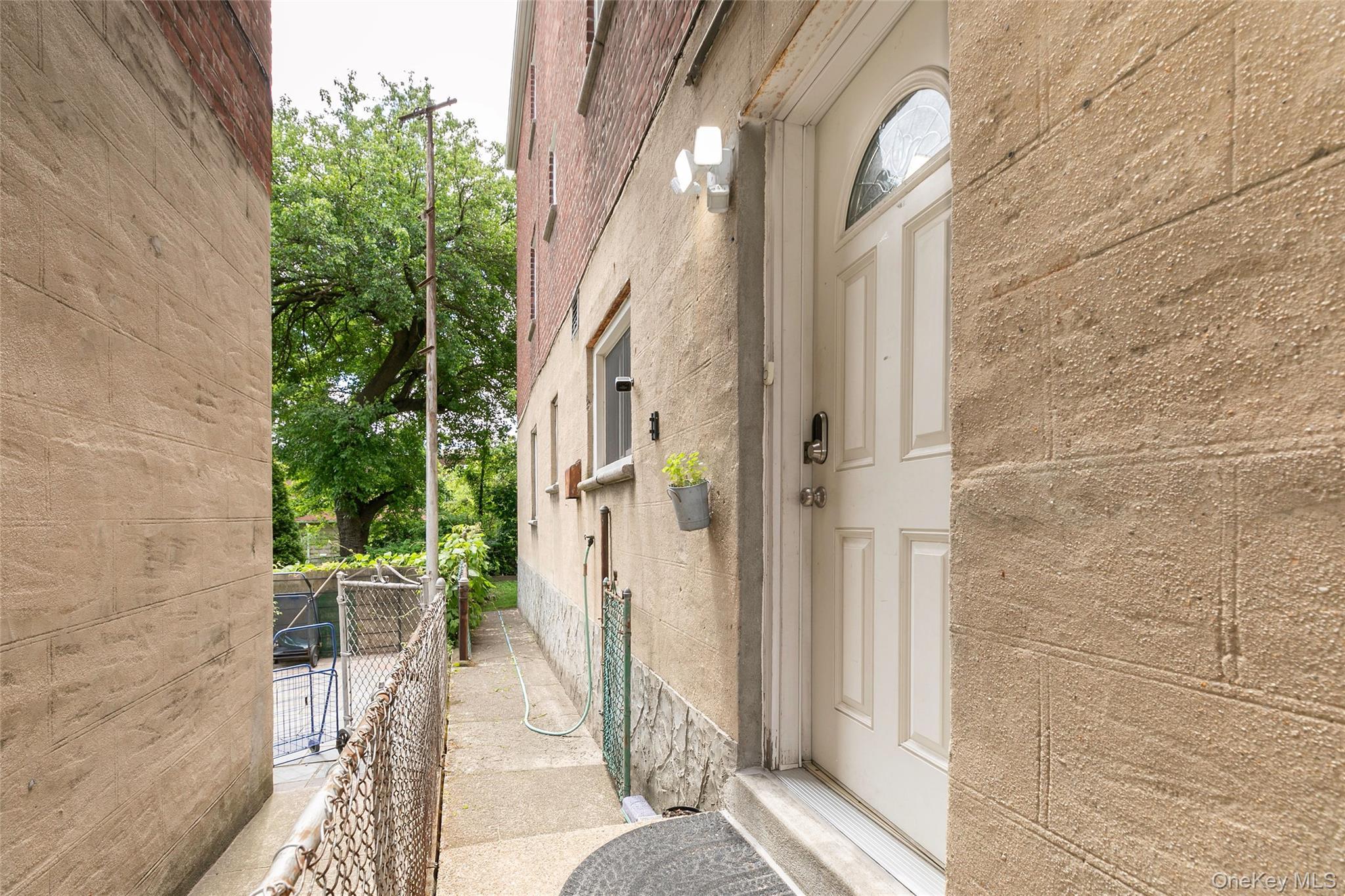 Single Family Neill  Bronx, NY 10462, MLS-1004688-5