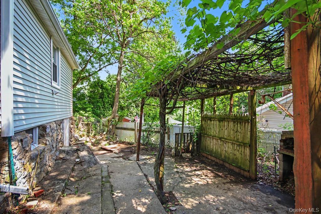Single Family Jerome Drive Putnam County, NY 10509, MLS-1004691-23