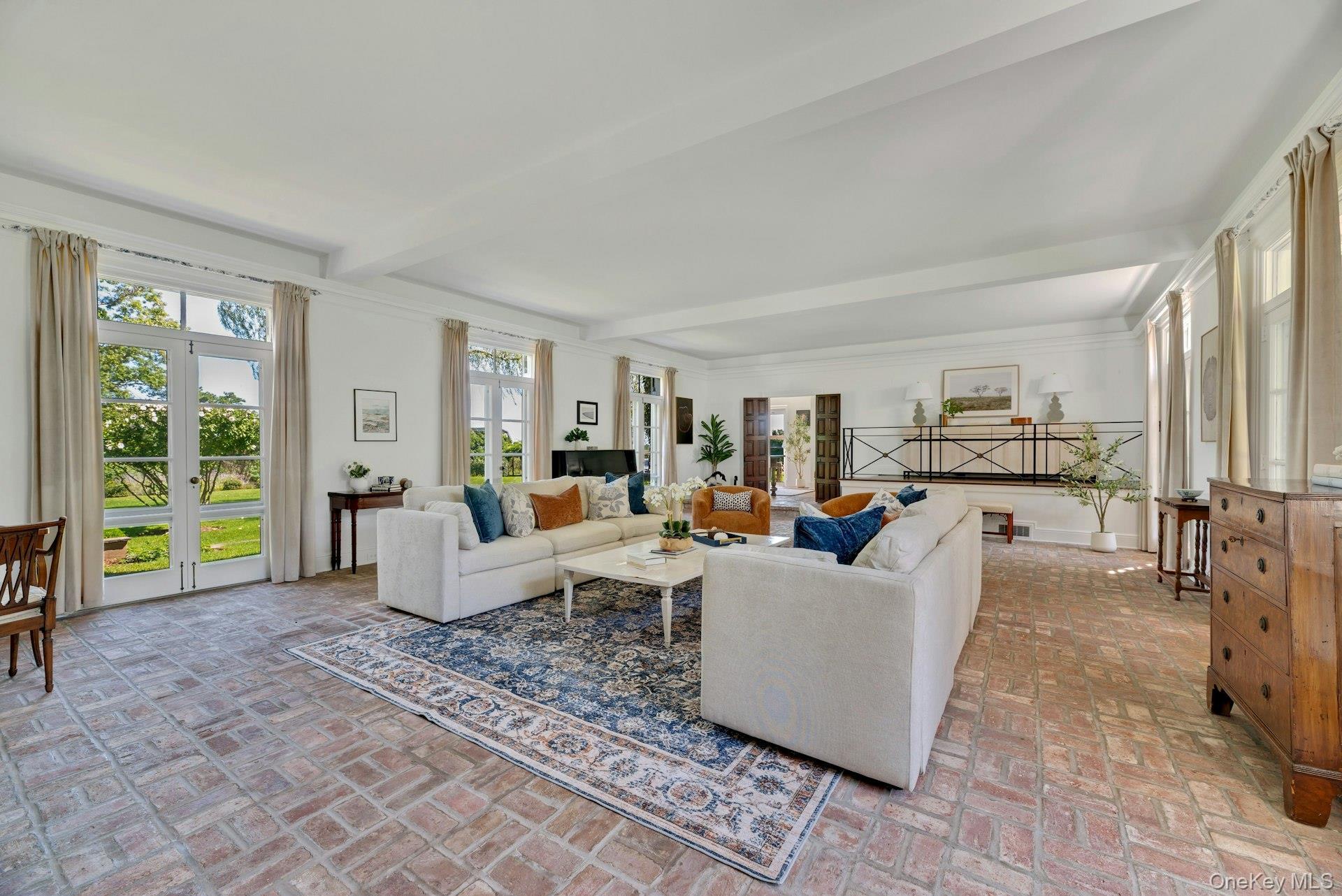 Single Family Niamogue Lane  Suffolk County, NY 11959, MLS-1004768-20