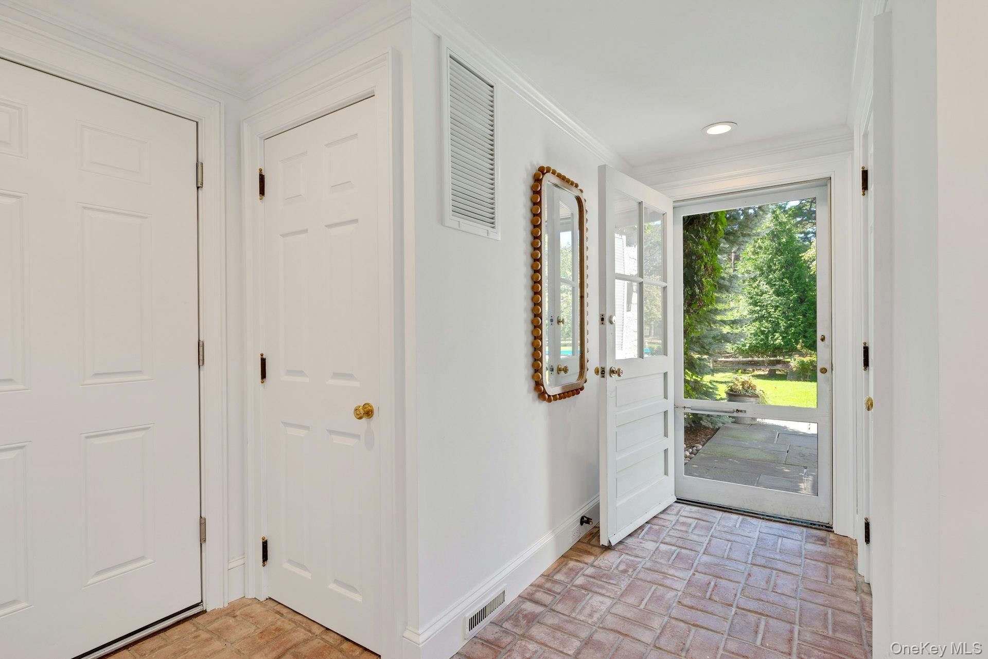 Single Family Niamogue Lane  Suffolk County, NY 11959, MLS-1004768-42