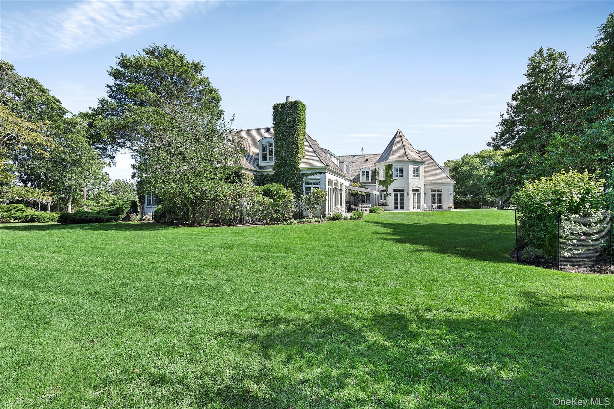 Single Family Niamogue Lane  Suffolk County, NY 11959, MLS-1004768-45