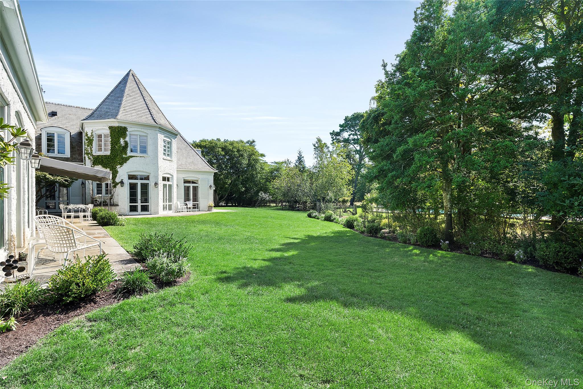 Single Family Niamogue Lane  Suffolk County, NY 11959, MLS-1004768-46