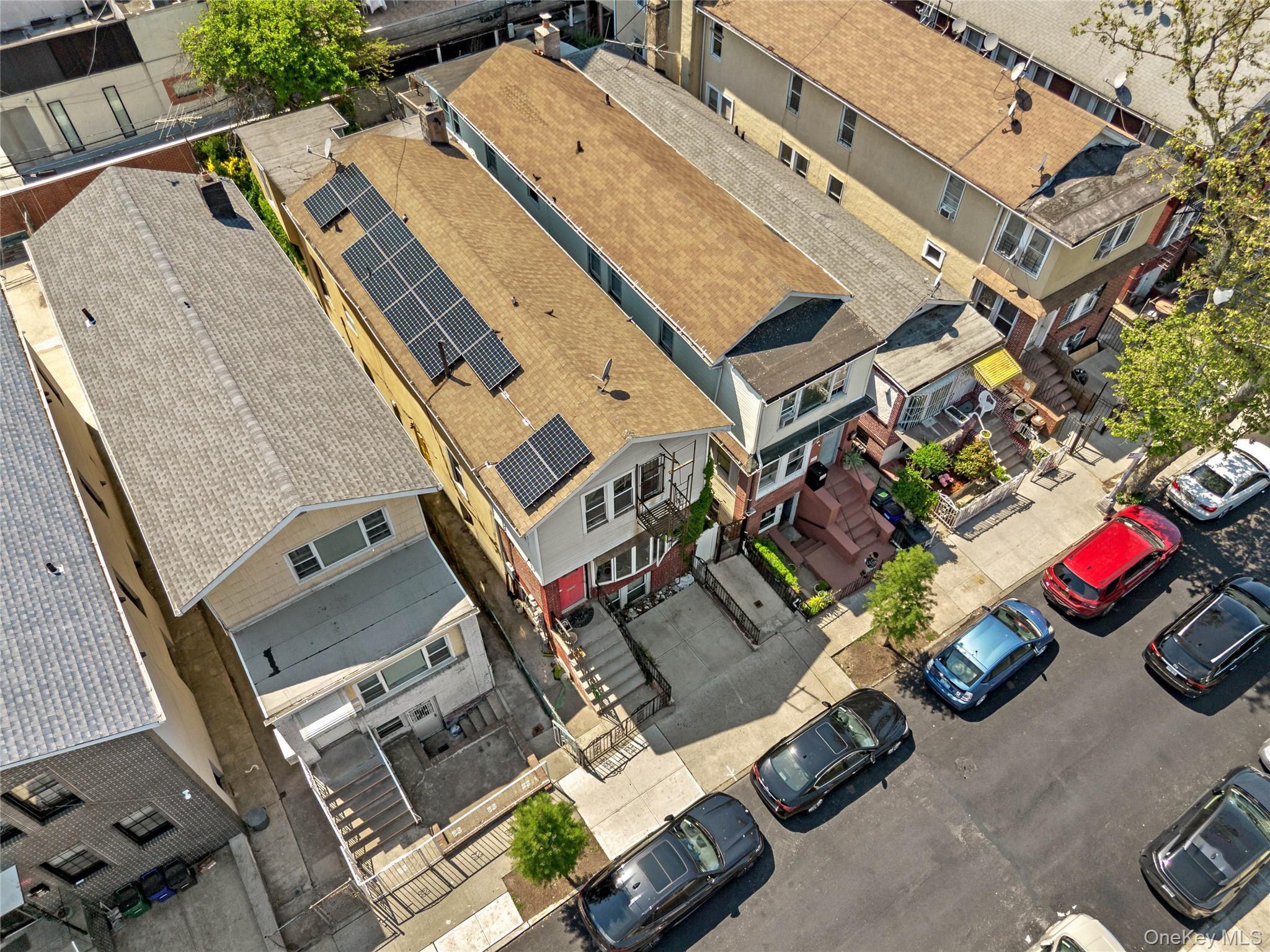 Single Family Brighton 7th  Brooklyn, NY 11235, MLS-1004769-17