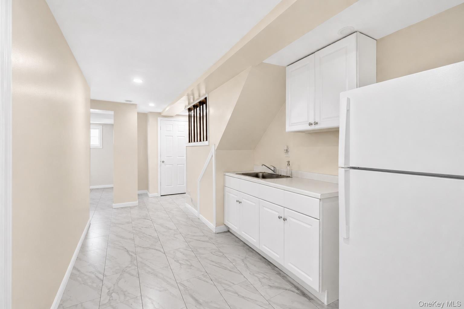 Single Family Monticello  Bronx, NY 10466, MLS-1004778-17