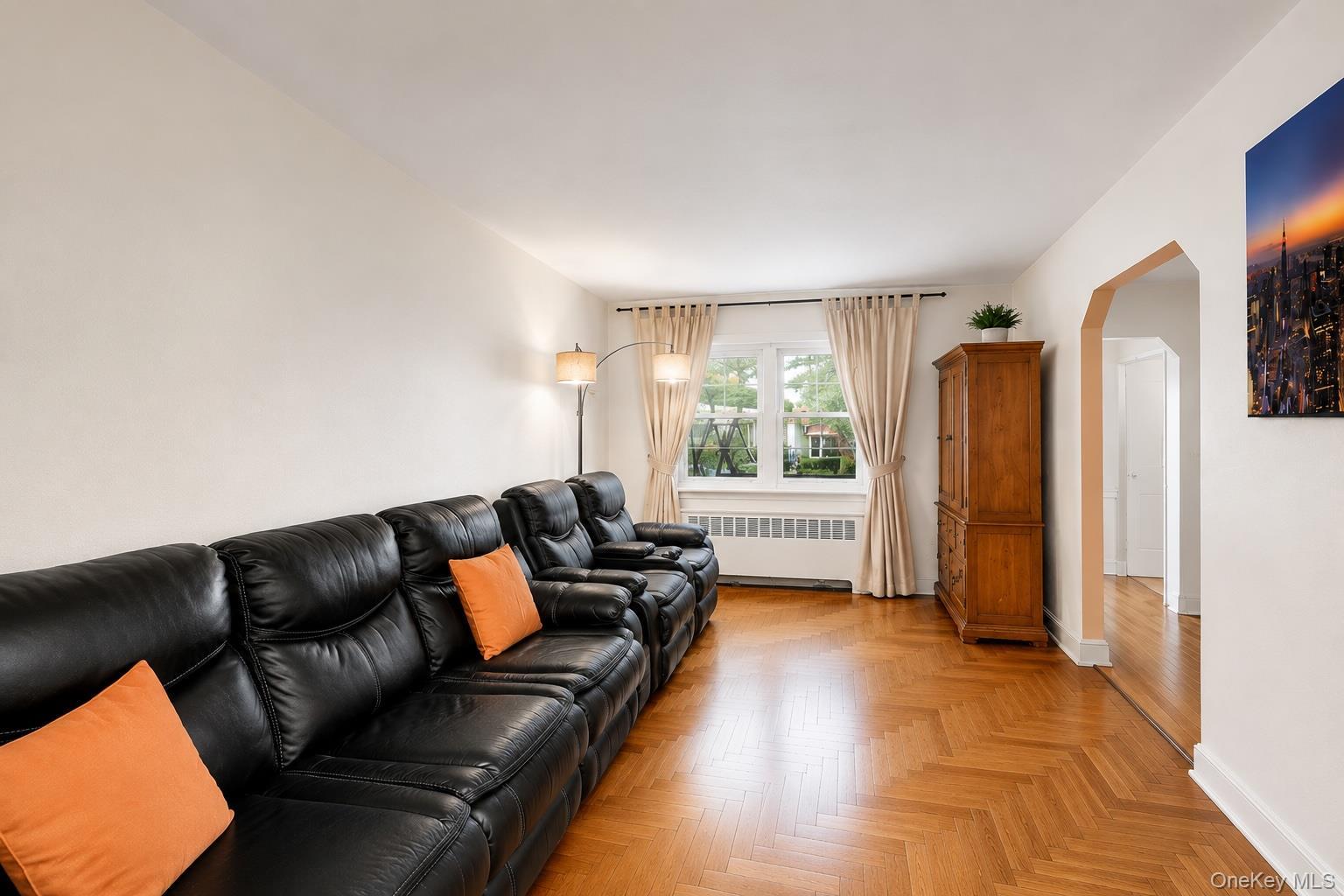 Single Family Monticello  Bronx, NY 10466, MLS-1004778-3