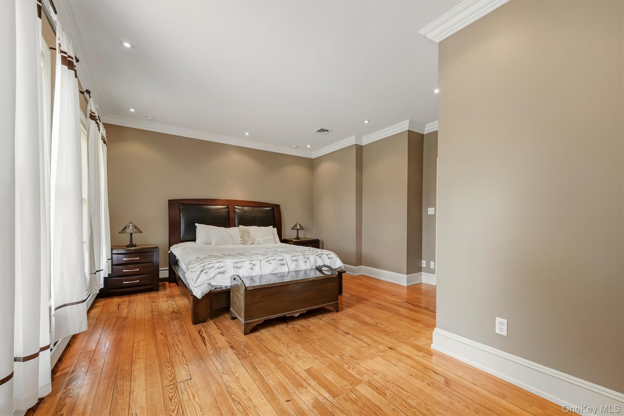 Single Family E Erie Street Rockland County, NY 10913, MLS-1004800-11
