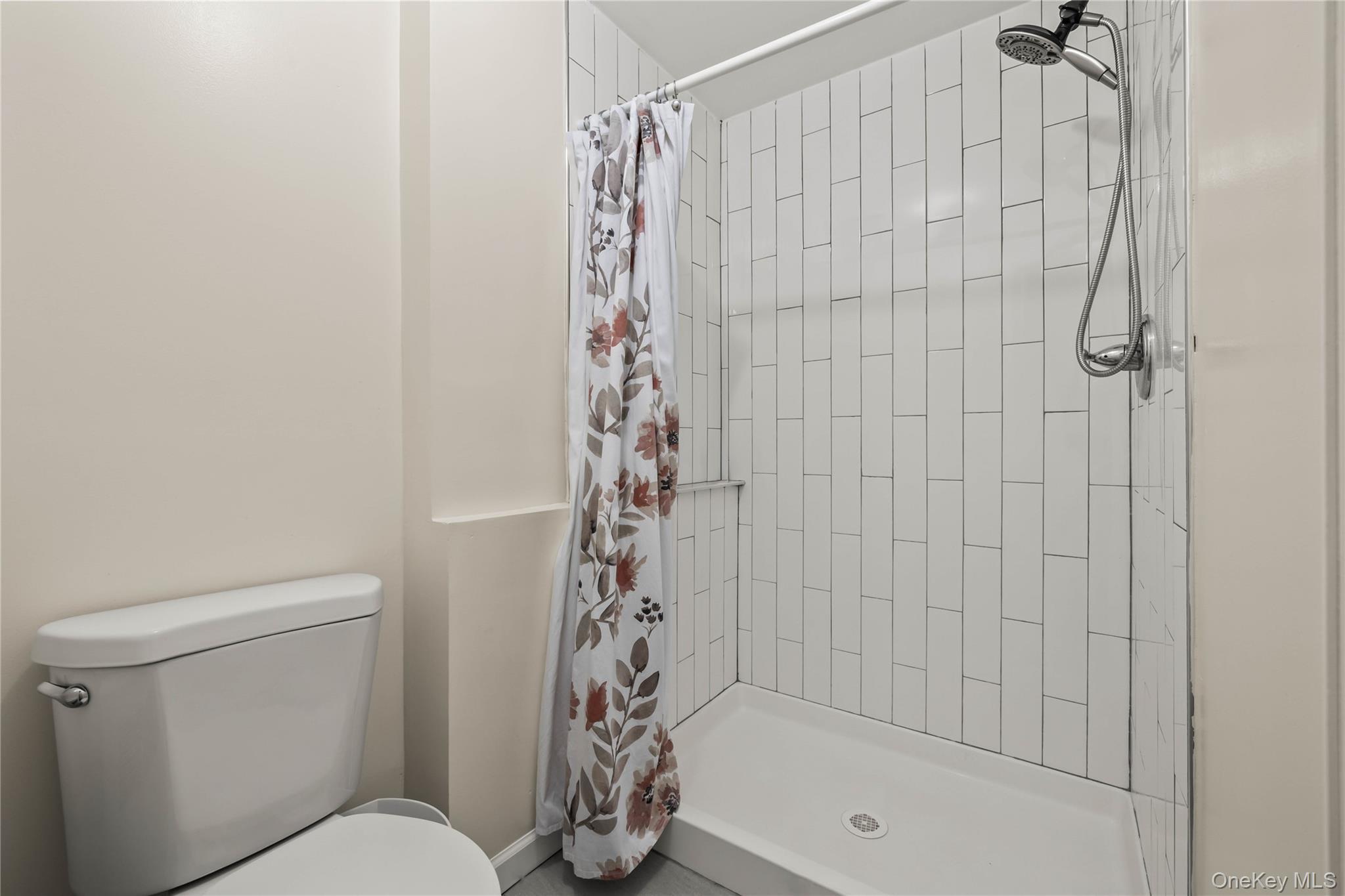 Single Family N Cole Avenue Rockland County, NY 10977, MLS-1004821-32
