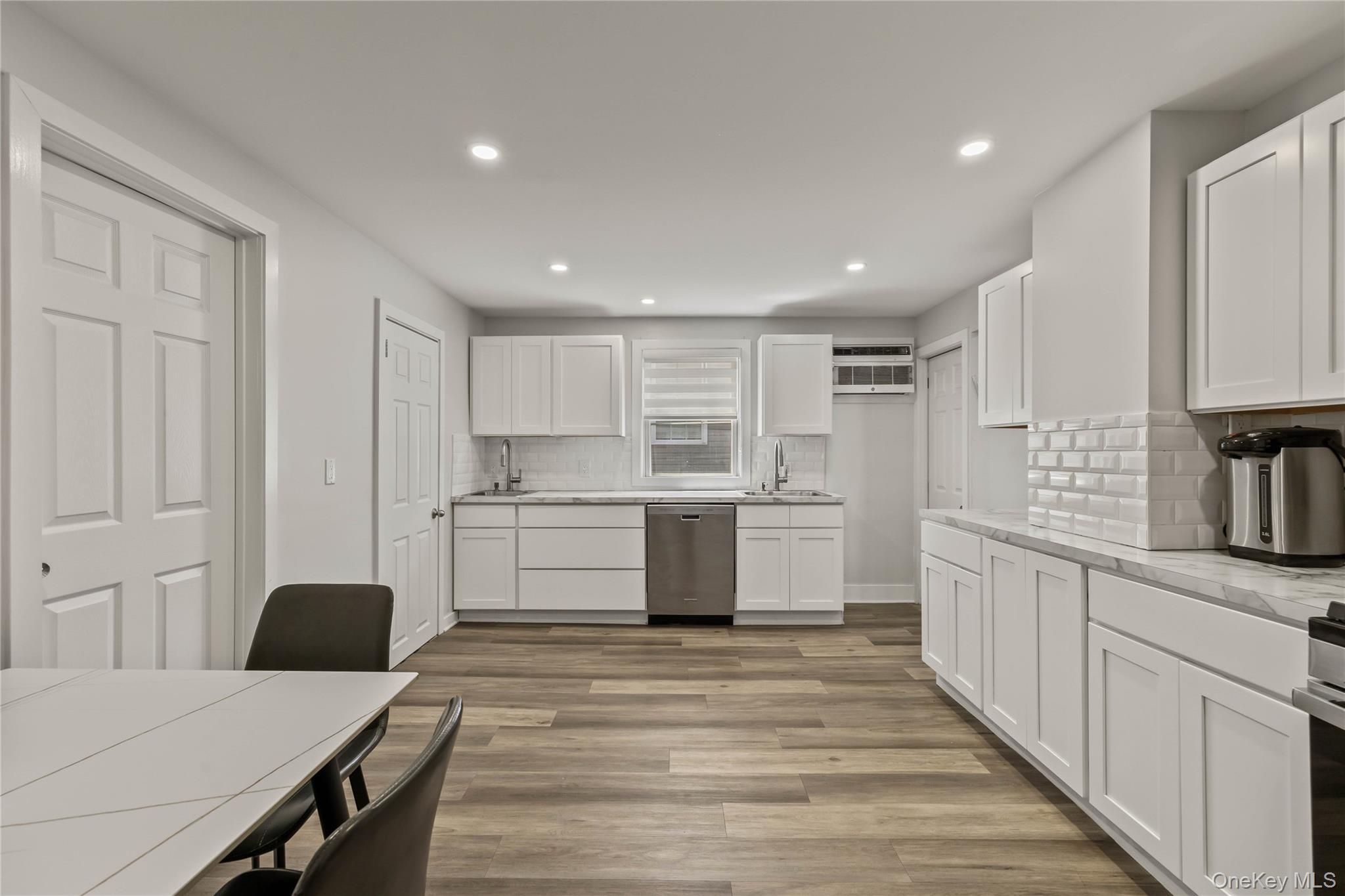Single Family N Cole Avenue Rockland County, NY 10977, MLS-1004821-35