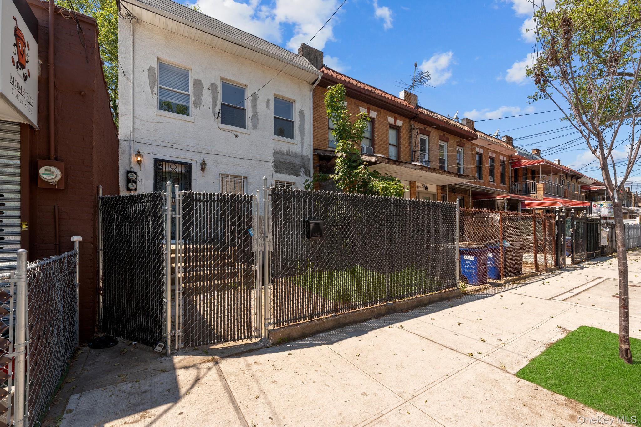Single Family Atkins  Brooklyn, NY 11208, MLS-1004823-12