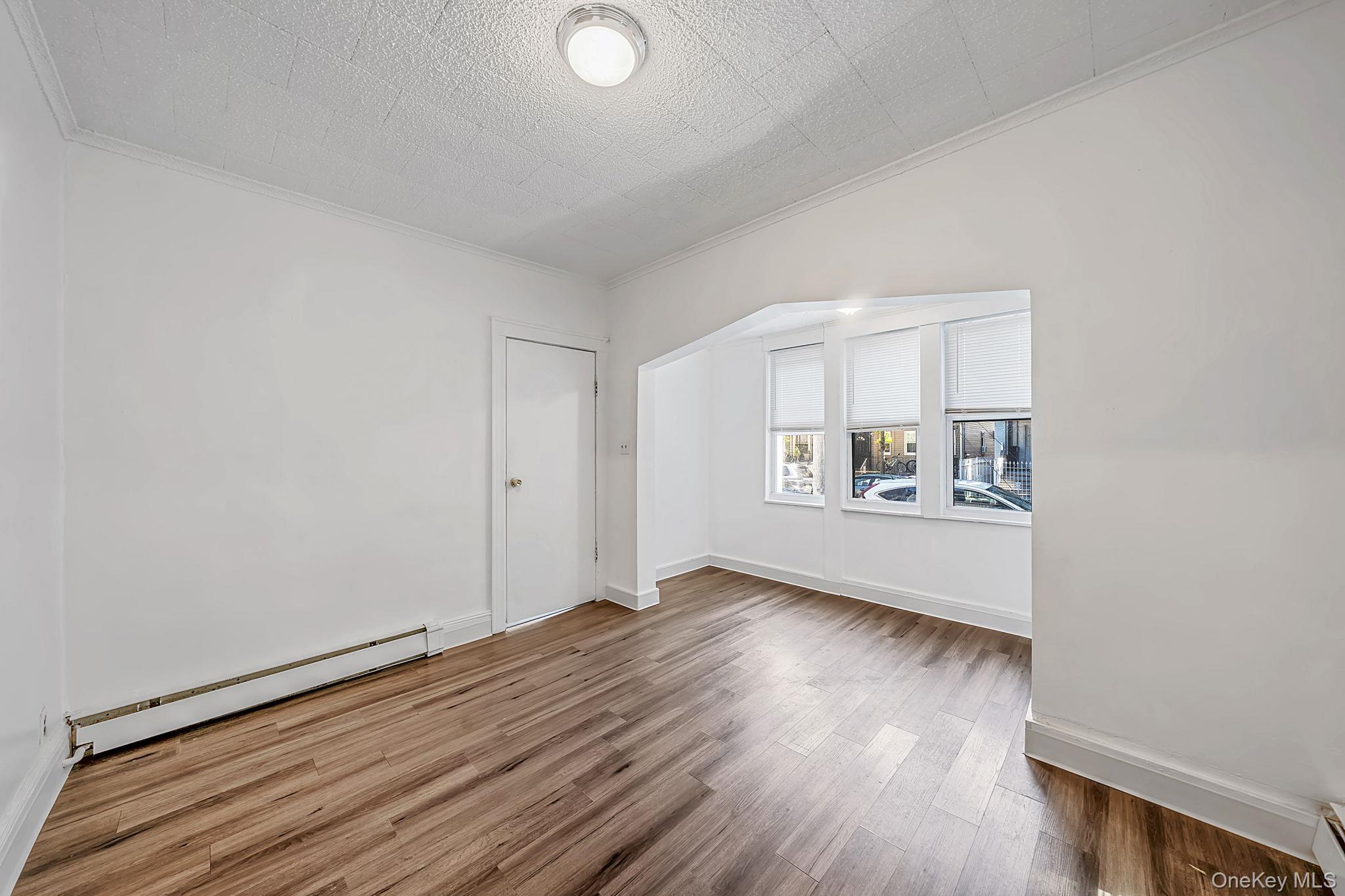 Single Family 88th Queens, NY 11418, MLS-1004827-10